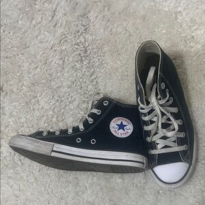 Converse All Star Chuck Taylor Kids Black and White High-Tops US 3